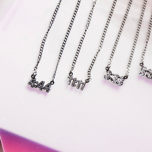 4:44 Mini Diamond Necklace (silver)