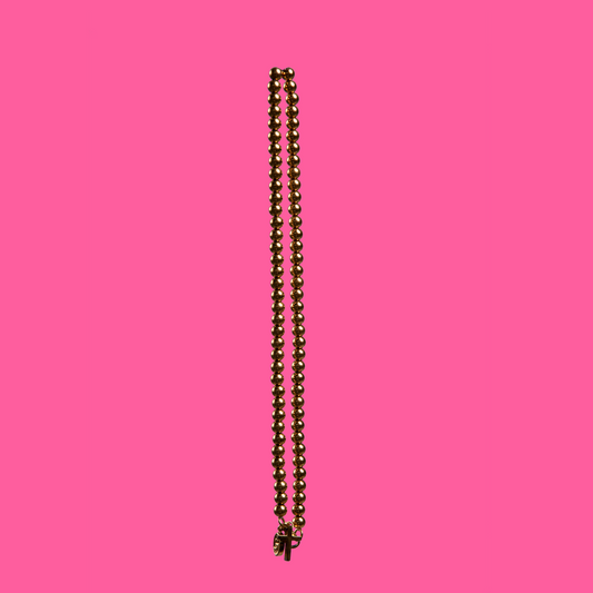 Cross ball chain